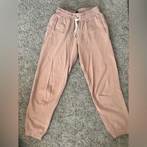 GAP Women’s soft joggers.